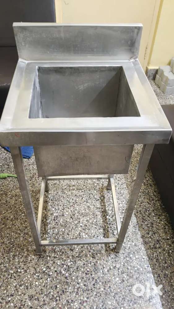 Tea stall tea stand and washbasin