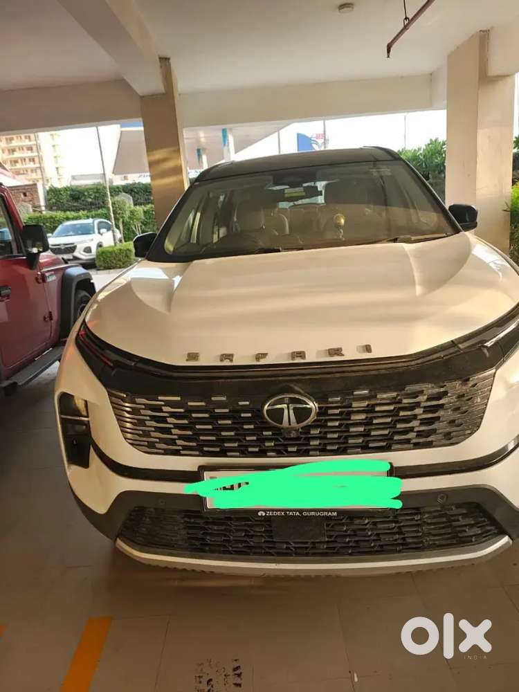 Selling Tata Safari Top Model 2024