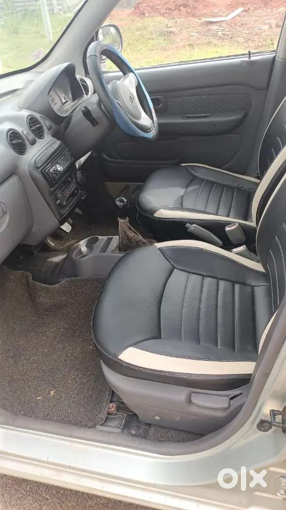 Hyundai Santro LE ZIP Plus 2004