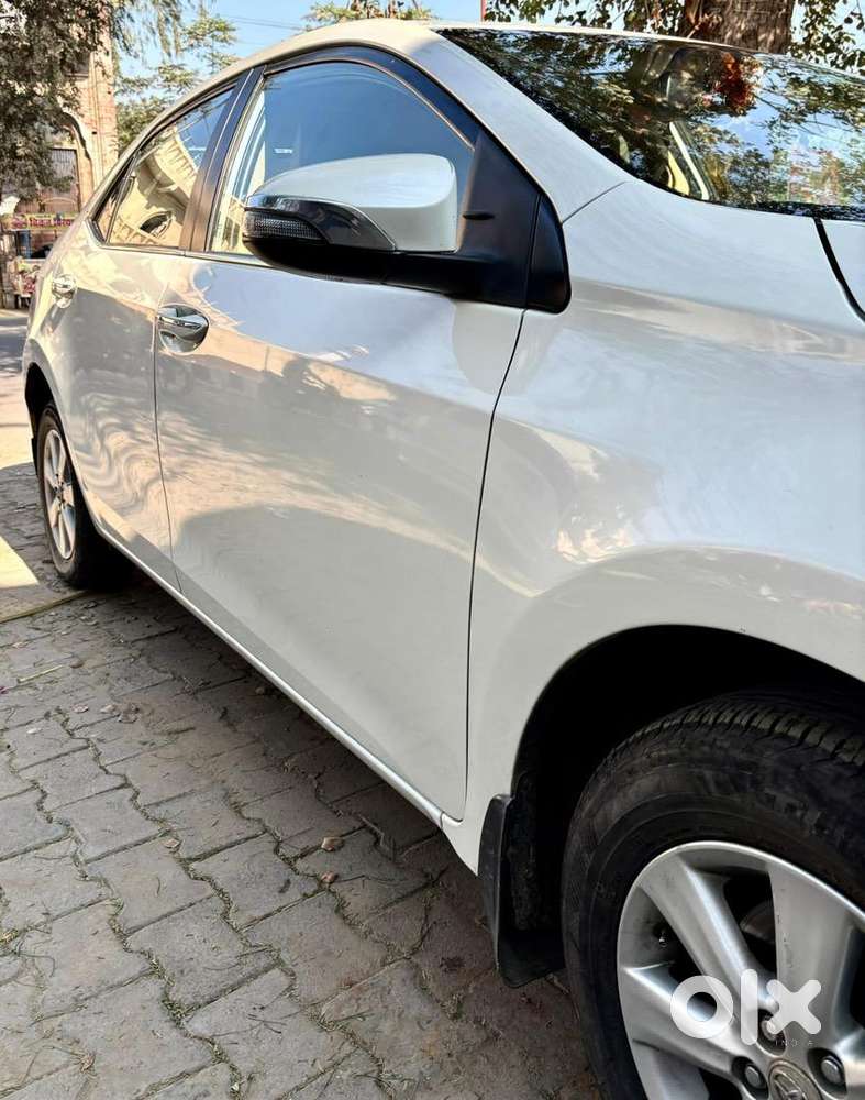 Toyota Corolla Altis 2018 Diesel Well Maintained