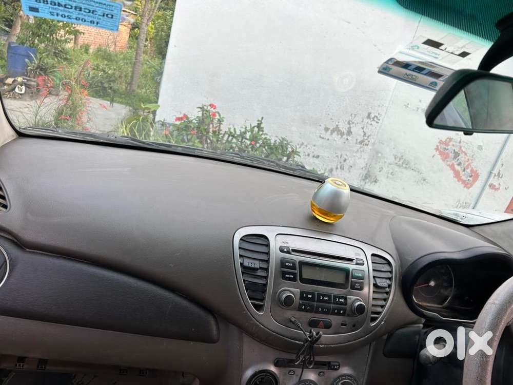 Hyundai I10 2012 Cng & Hybrids 130000 Km Driven