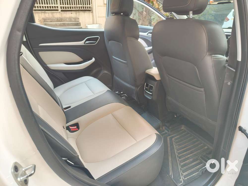 Mg Zs Ev Exclusive Iconic Ivory, 2022, Electric