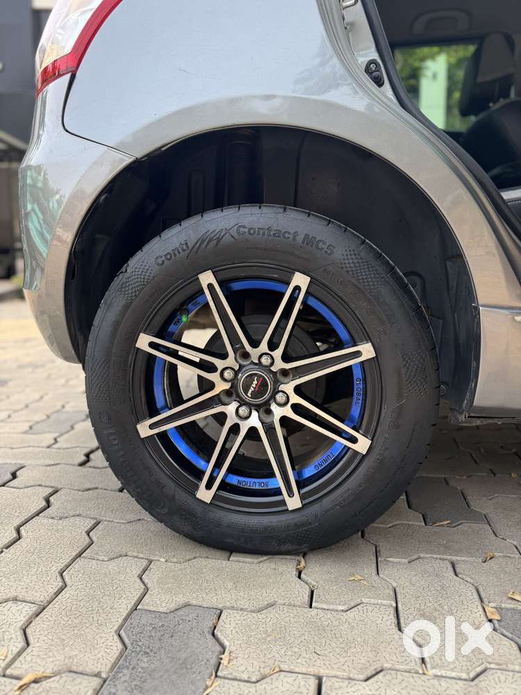 Maruti Suzuki Swift 2011-2014 Vxi, 2013, Petrol