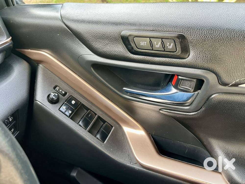 Maruti Suzuki Invicto Alpha Plus 7str, 2025, Petrol