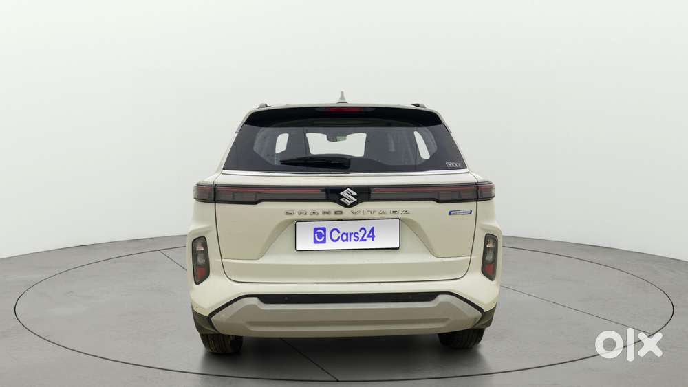 Maruti Suzuki Grand Vitara 1.5 Alpha Smart Hybrid At, 2023, Petrol