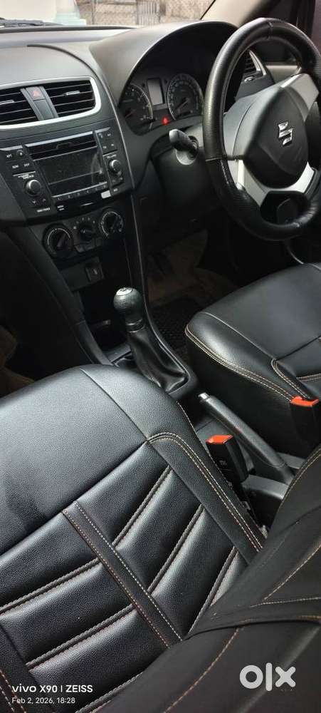 Maruti Suzuki Swift Vxi + Manual, 2017, Petrol