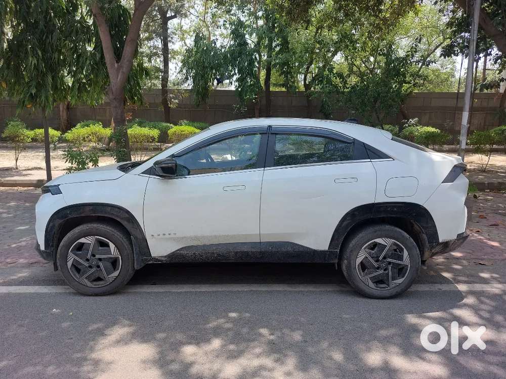 Tata Curvv Petrol Automatic