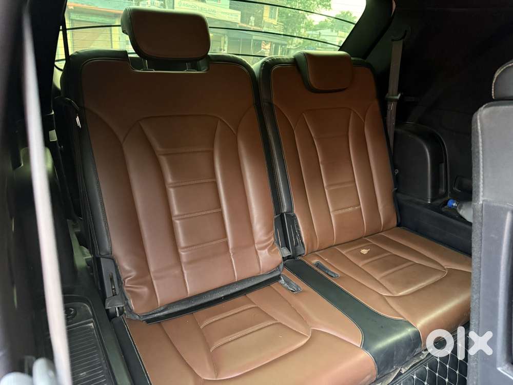 Mahindra Alturas G4 4wd At, 2020, Diesel