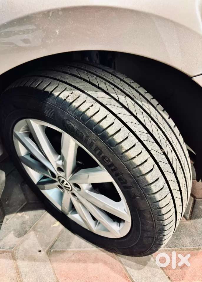 Volkswagen Vento 1.2 Tsi Highline Plus At, 2018, Petrol
