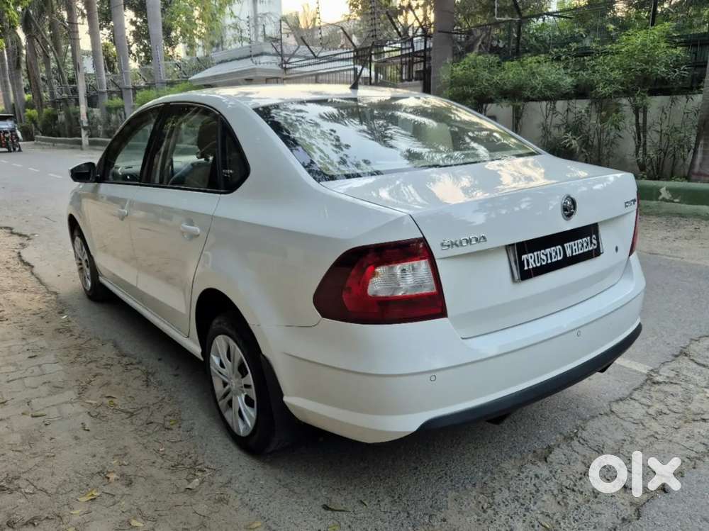 Skoda Rapid Tsi Active 1.0 Mt, 2020, Petrol