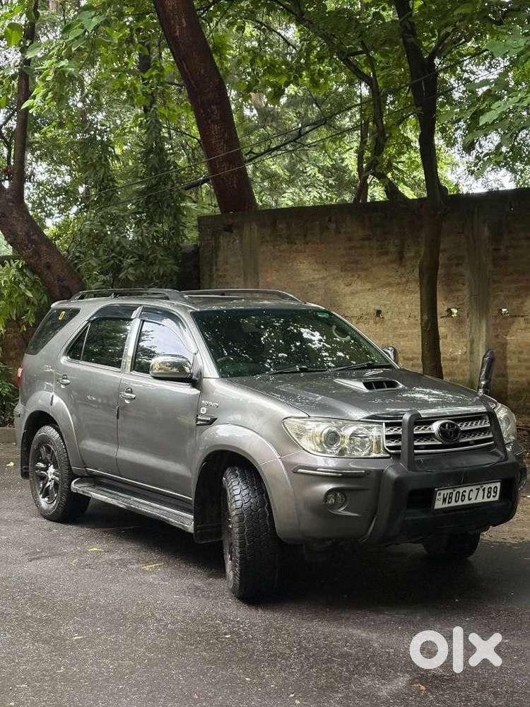 Toyota Fortuner 4x4 Mt, 2010, Diesel