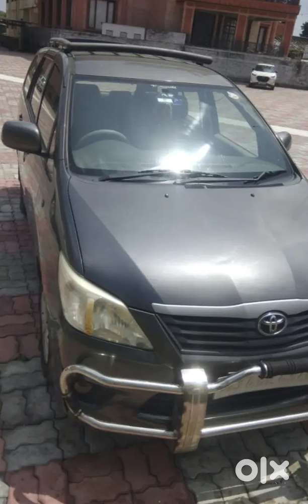 Toyota Innova 2012 Diesel 7 Str
