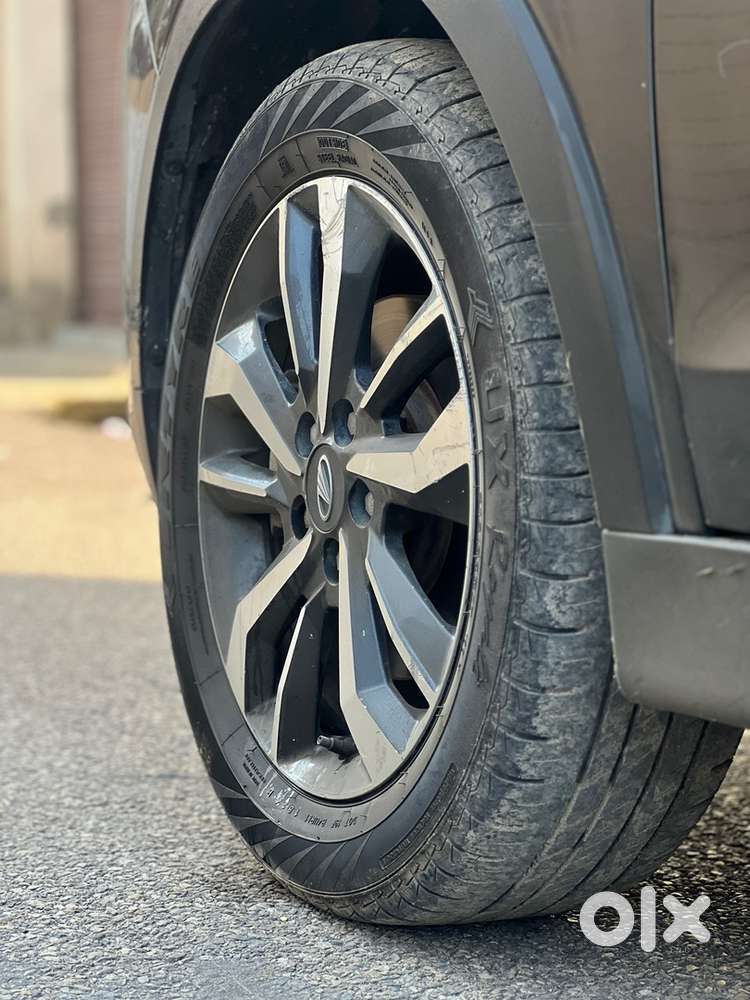 Mahindra Xuv300 Petrol 2019