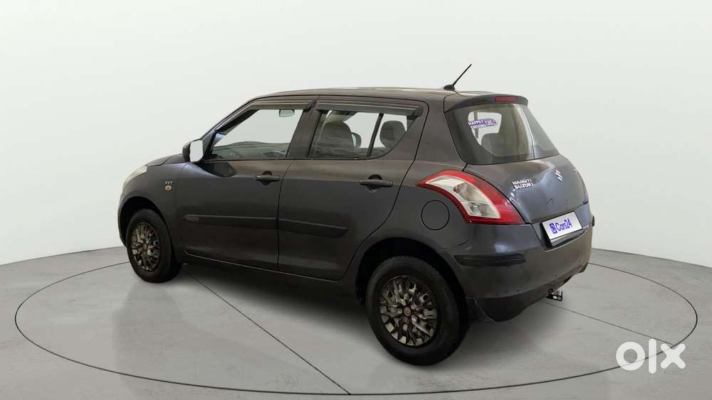 Maruti Suzuki Swift 1.2 Lxi (o), 2017, Petrol