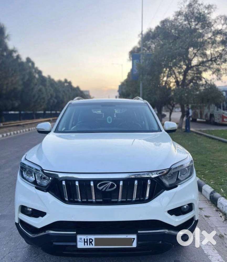 Mahindra Alturas G4, 2022, Diesel
