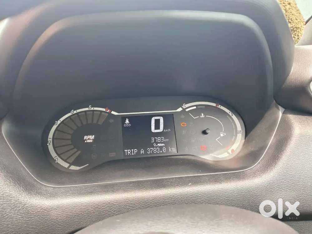 Nissan Magnite 1.0 Xe 2025