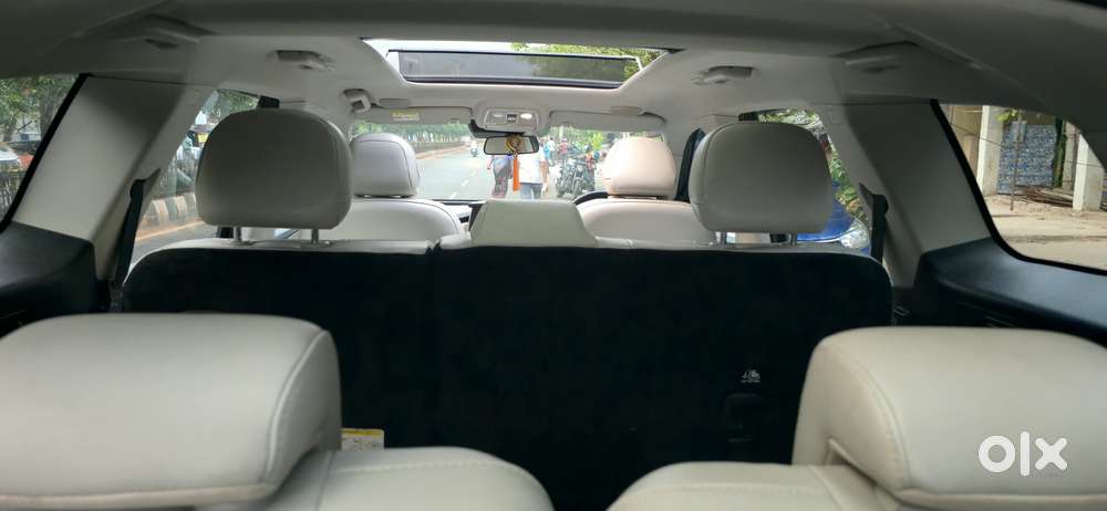 Mahindra Xuv700 2.2 Ax 7 Diesel Mt Luxury Pack Str, 2022, Diesel