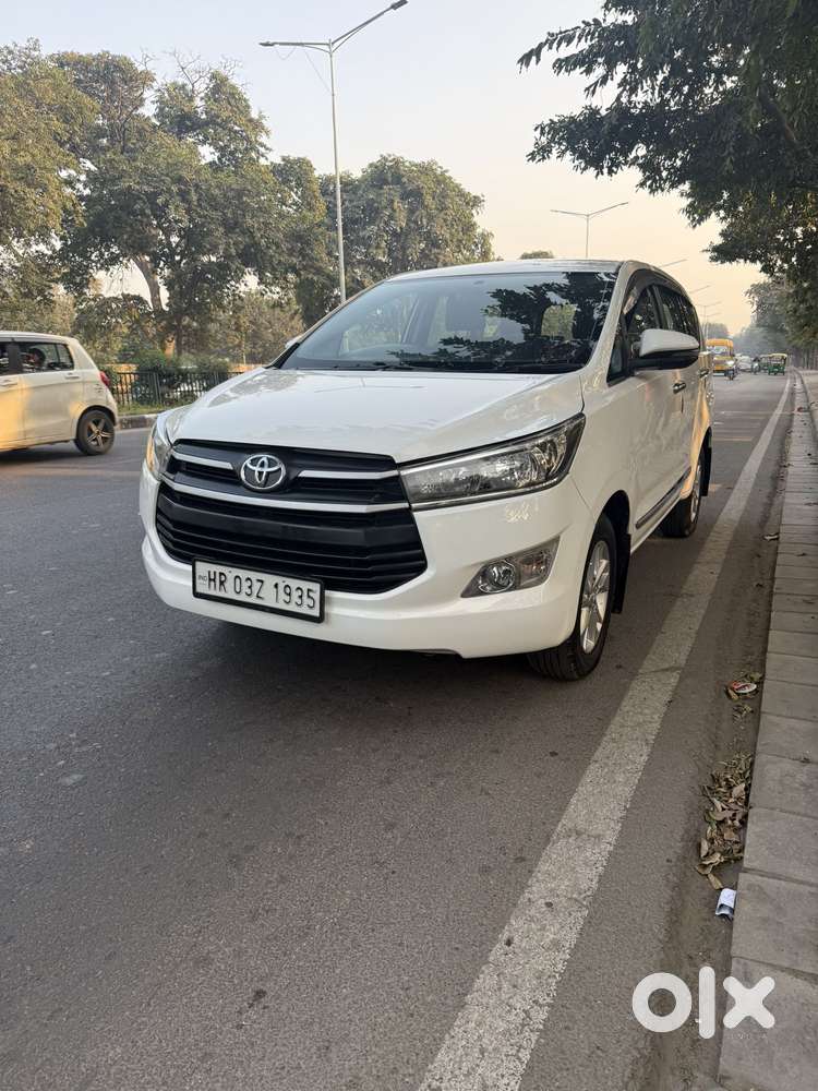Toyota Innova Crysta 2.4 G Mt 8s, 2020, Diesel