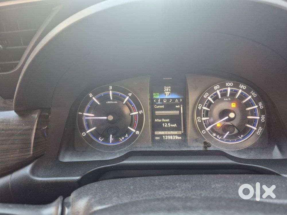 Toyota Innova Crysta 2.8z Automatic, 2017, Diesel