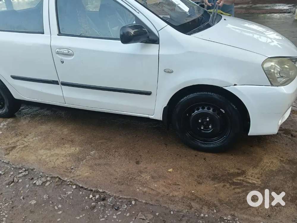 Toyota Etios 2014 Cng & Hybrids 179000 Km Driven