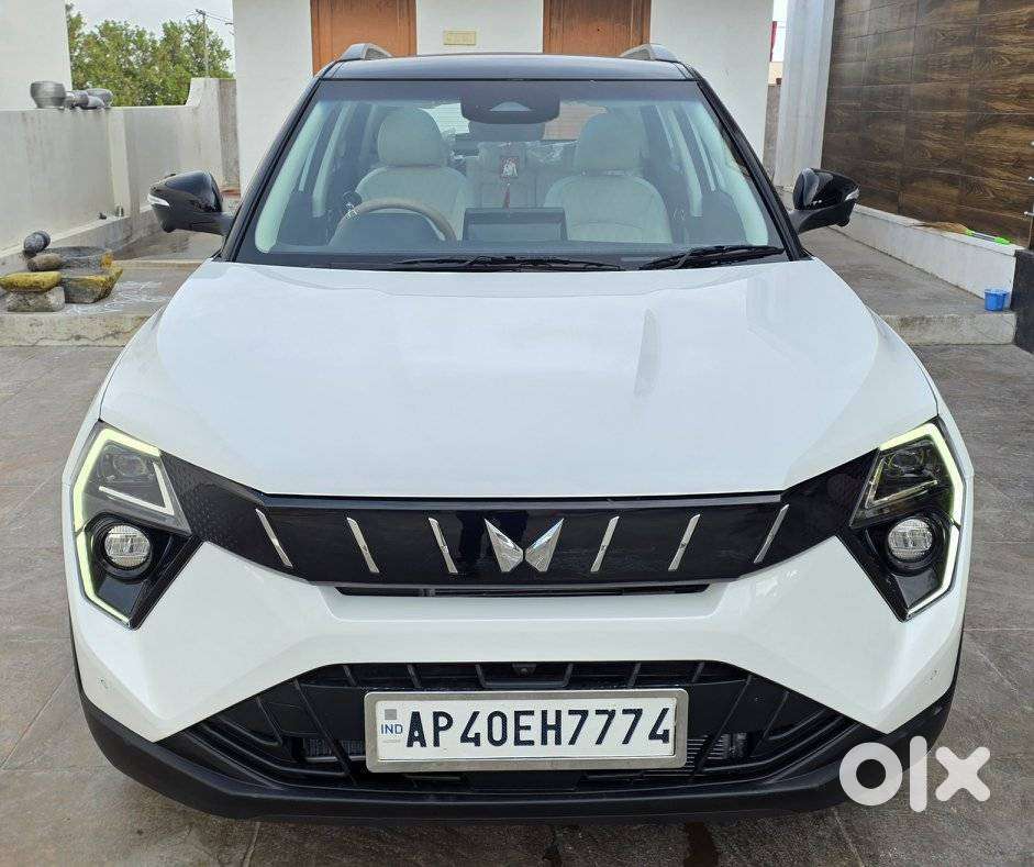 Mahindra Xuv 3xo Ax7l 1.2 Petrol At (pg), 2024, Petrol