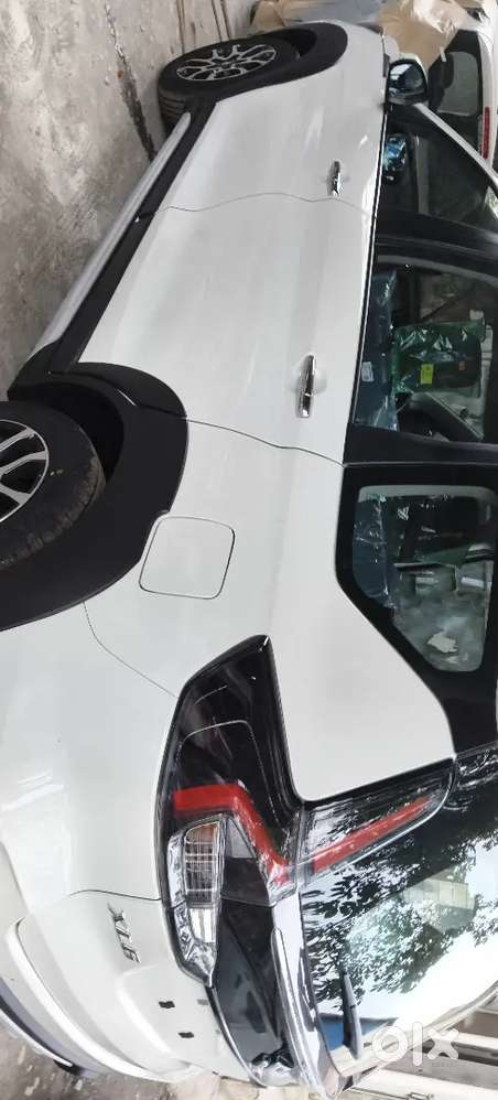 Maruti Suzuki Xl6 2025 Petrol 35000 Km Driven