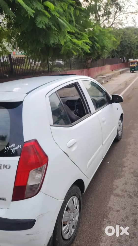 2011 Hyundai I10 At With Sunroof