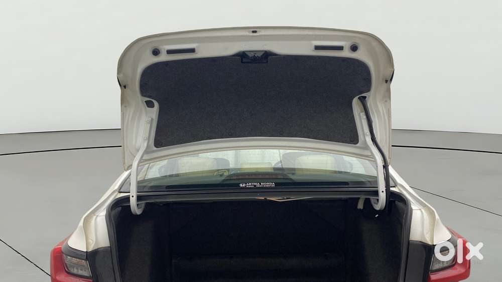 Honda City I-vtec Cvt Zx, 2023, Petrol