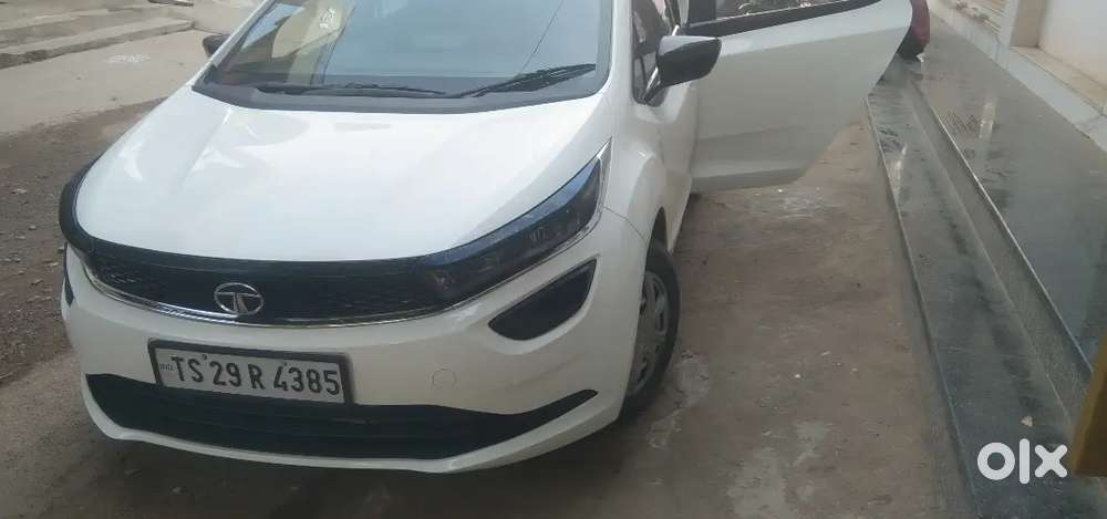 Tata Altroz 2023 Petrol 19000 Km Driven
