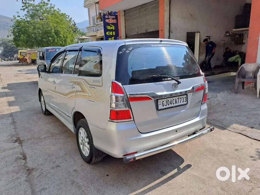 Toyota Innova 2014