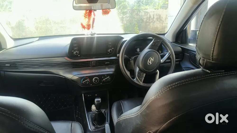Single Hand Army Person Driven Car.