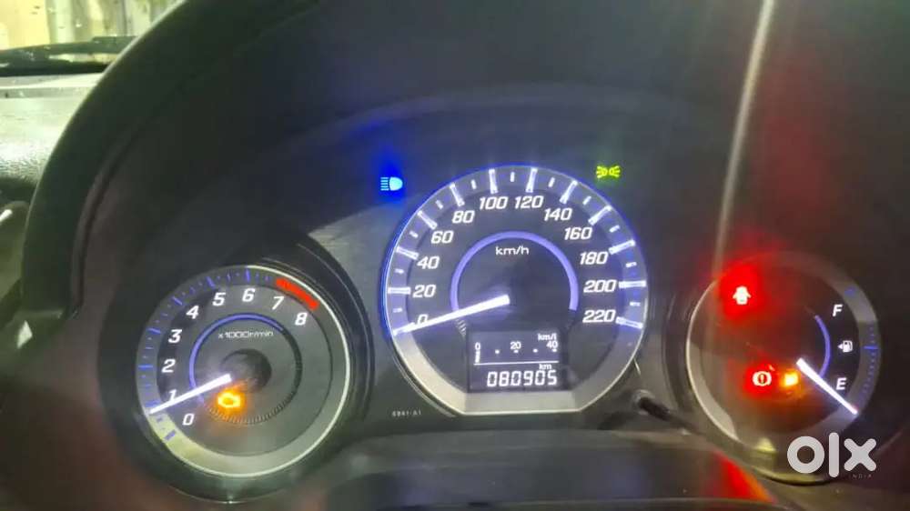Honda City Hybrid Ehev 2013