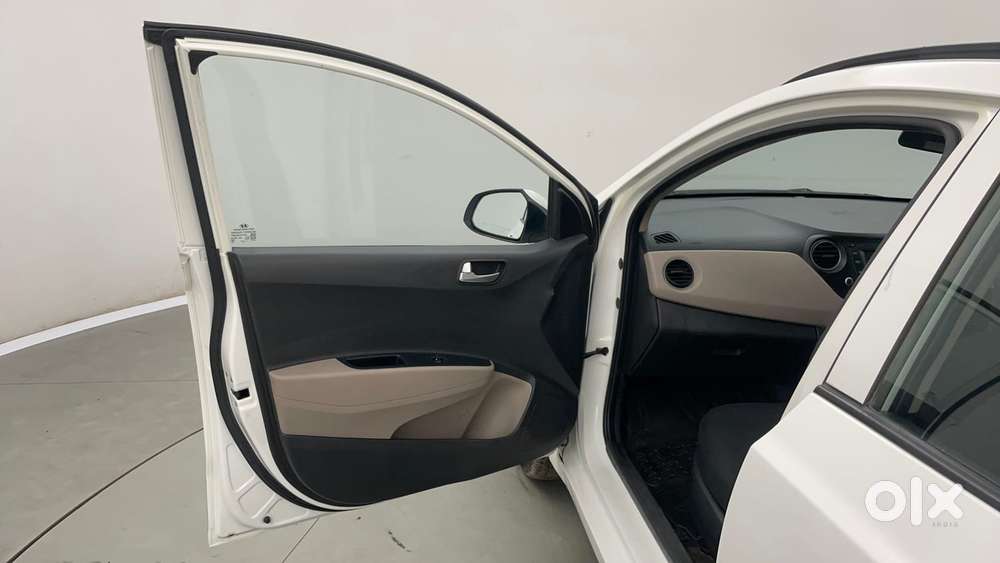 Hyundai Grand I10 1.2 Kappa Sportz, 2016, Petrol