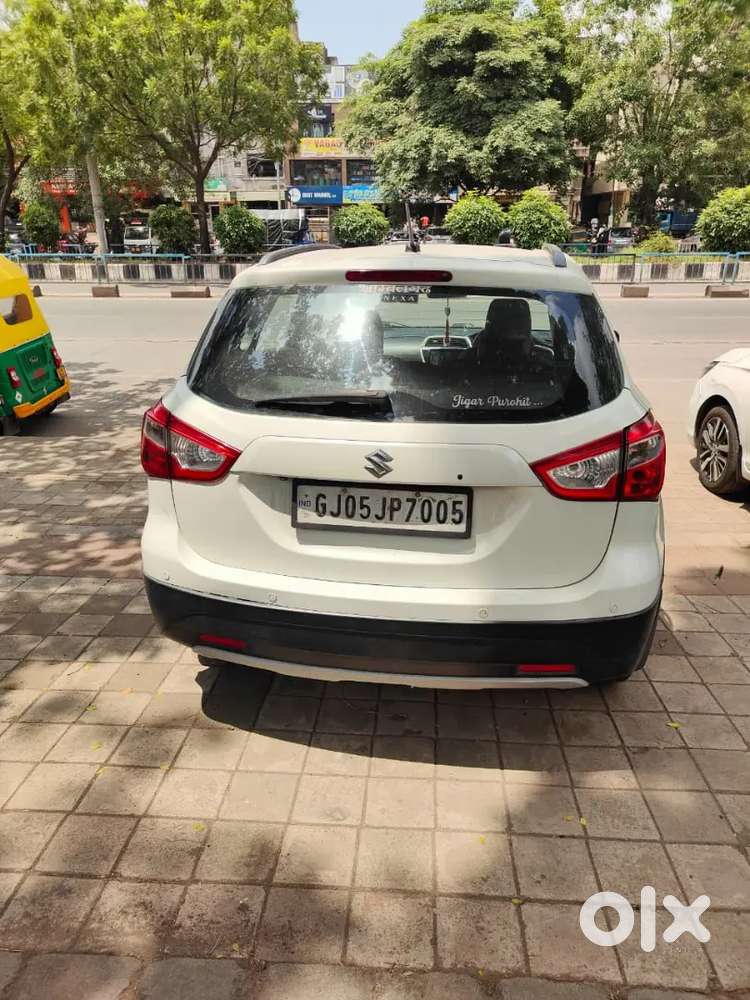 2016 Maruti Suzuki Cross