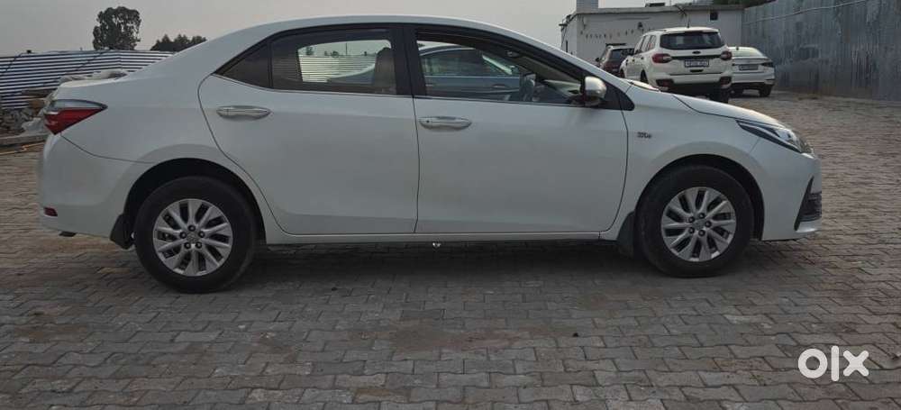 Toyota Corolla Altis 1.8 G, 2017, Petrol