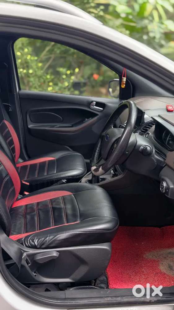 Ford Freestyle Petrol 2019