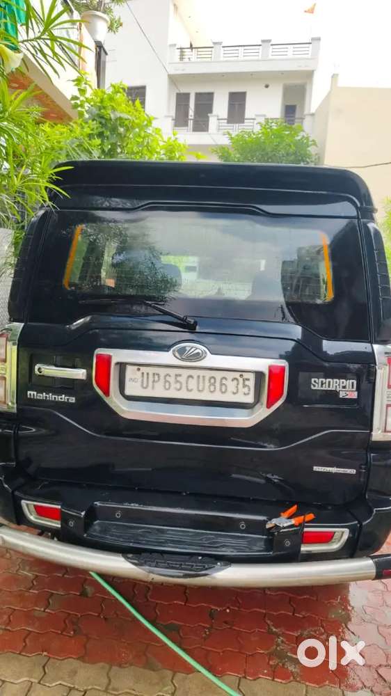 Mahindra Scorpio 2017 Model S10