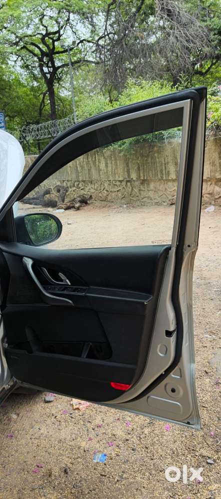 Mahindra Xuv500 W10 2wd, 2018, Diesel