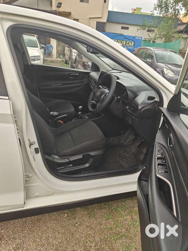 Hyundai New I20 1.2 Asta (o) Ivt, 2023, Petrol
