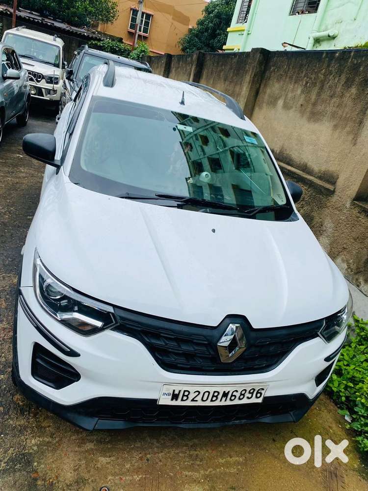 Renault Triber Rxl, 2022, Petrol