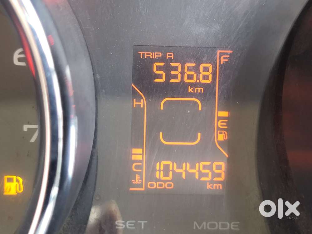 Mahindra Tuv 300 T8, 2017, Diesel