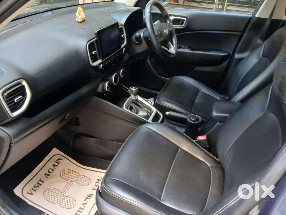 Hyundai Venue 2019 Petrol 35000 Km Driven
