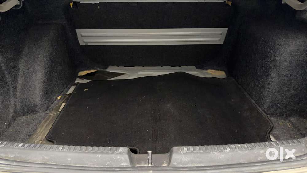 Volkswagen Vento Petrol Highline At, 2015, Petrol