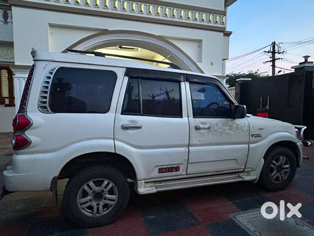 Mahindra Scorpio 2.2 Vlx 2012 Diesel Manual Second Owner
