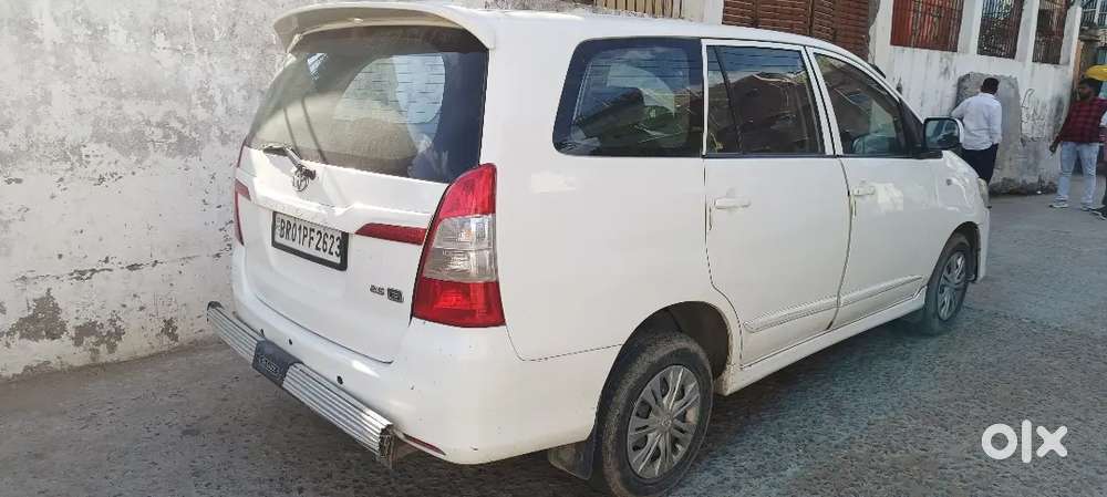 Toyota Innova Hycross 2014 Diesel Variant