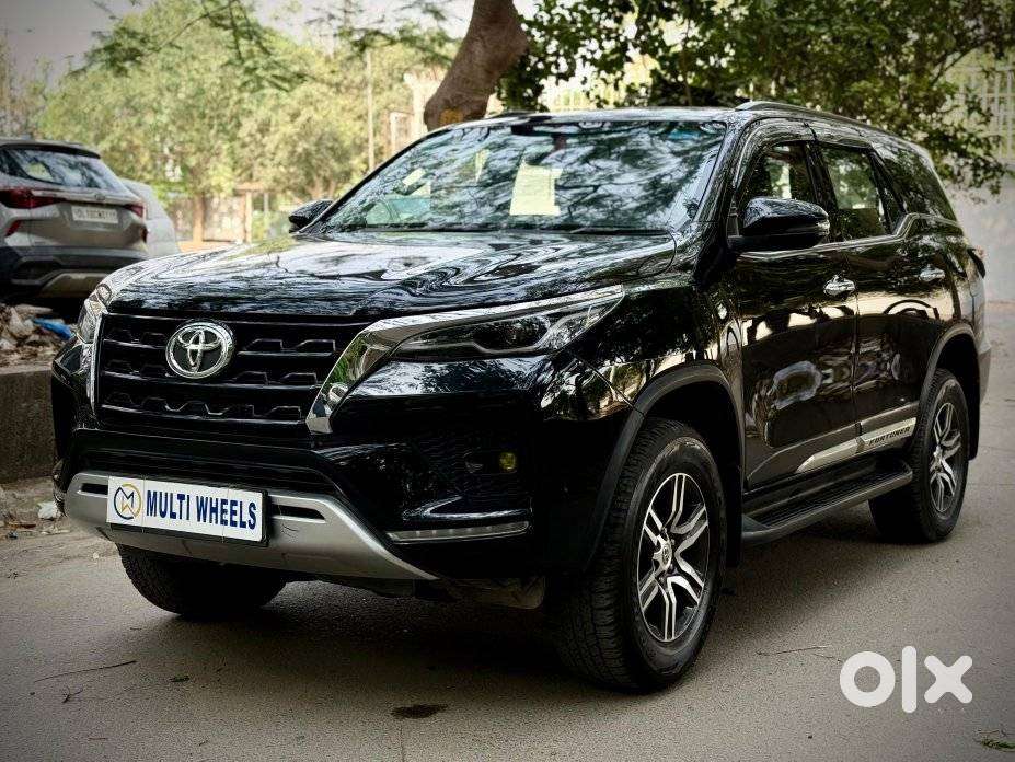 Toyota Fortuner 4x2 At 2.7 Petrol, 2021, Petrol