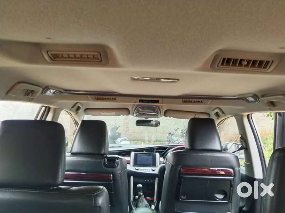 Toyota Innova Crysta 2018 2nd Owner