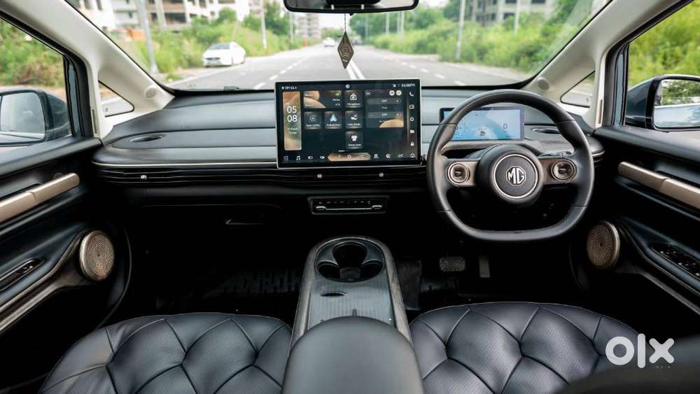 Mg Windsor Ev Essence, 2024, Electric