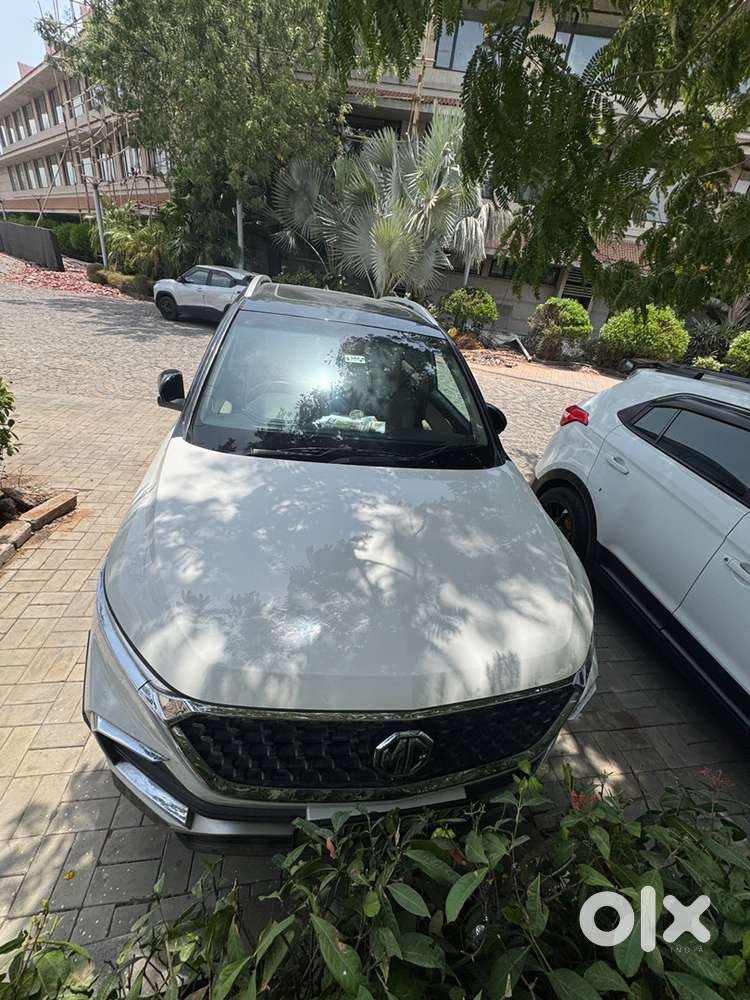 Mg Petrol Car 2021 Cvt Dual Tone