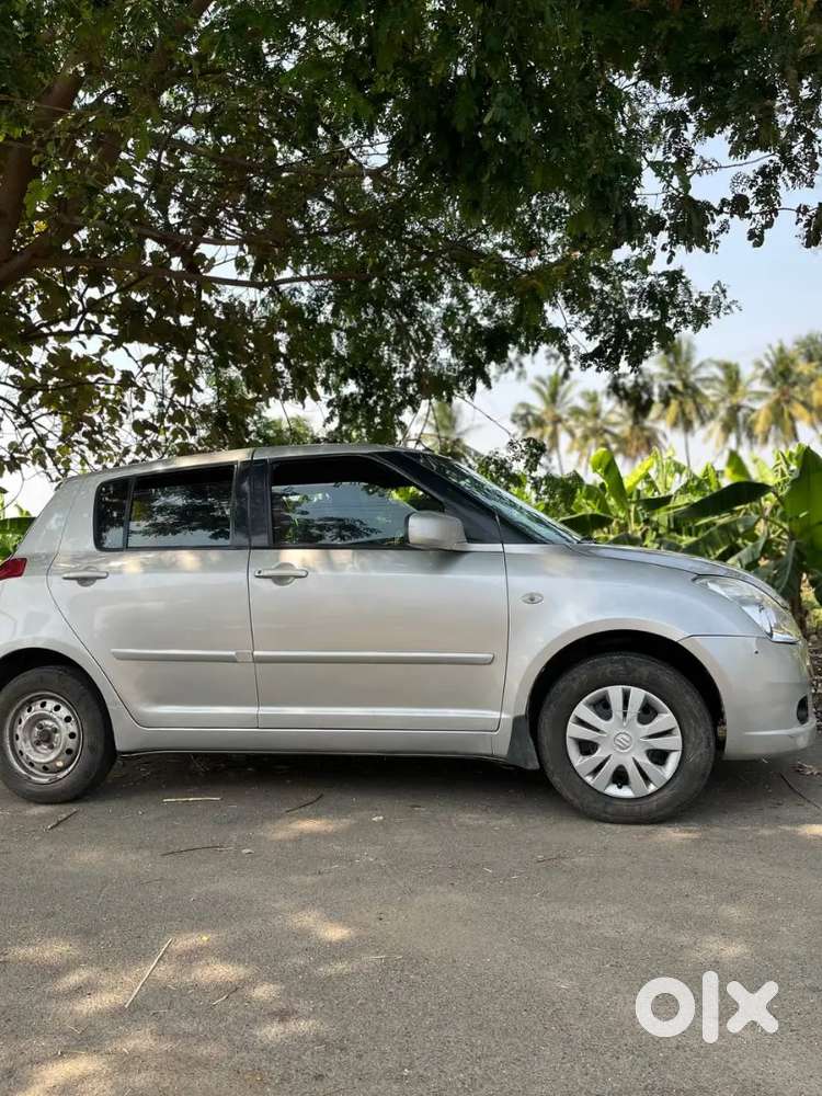 Maruti Suzuki Swift 2005 Petrol - Best Condition